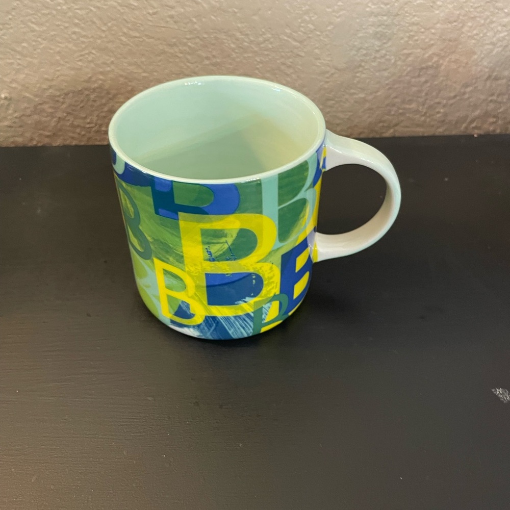 Anthropologie B initial cup